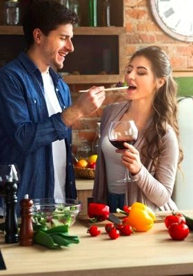 10 Thoughtful Gifts for Cozy Evenings at Home