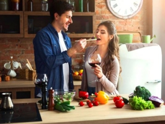 10 Thoughtful Gifts for Cozy Evenings at Home