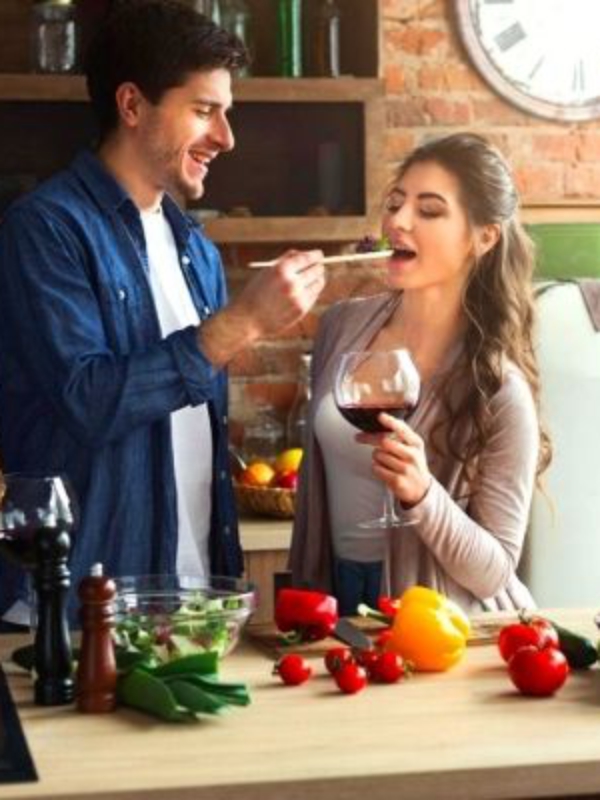 10 Thoughtful Gifts for Cozy Evenings at Home