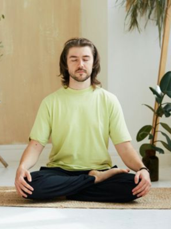 Want to change your Life? Reasons to start meditating today!