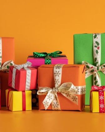 Color-Lovers Gift Guide: Colorful Gifts for Colorful People!!