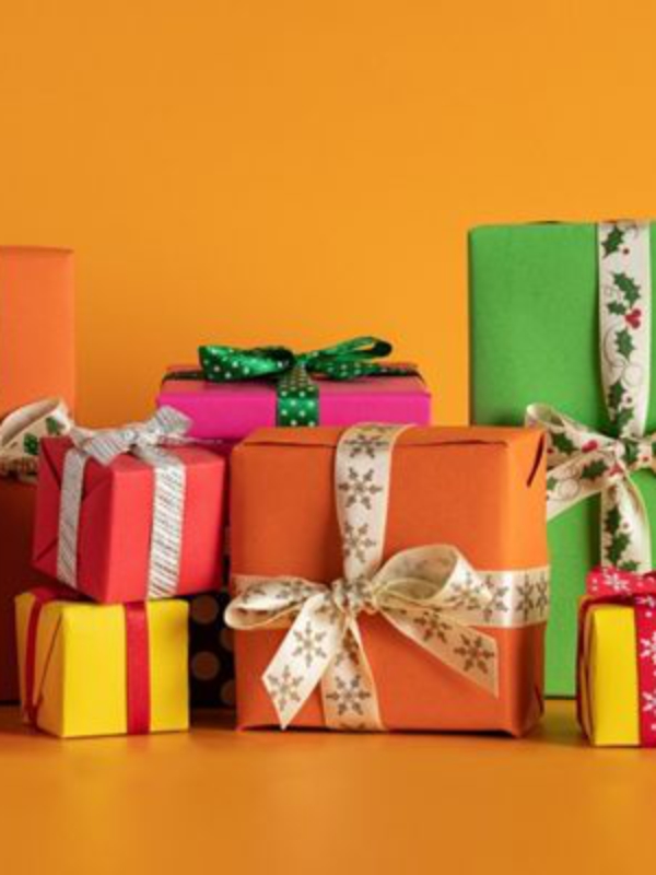 Color-Lovers Gift Guide: Colorful Gifts for Colorful People!!