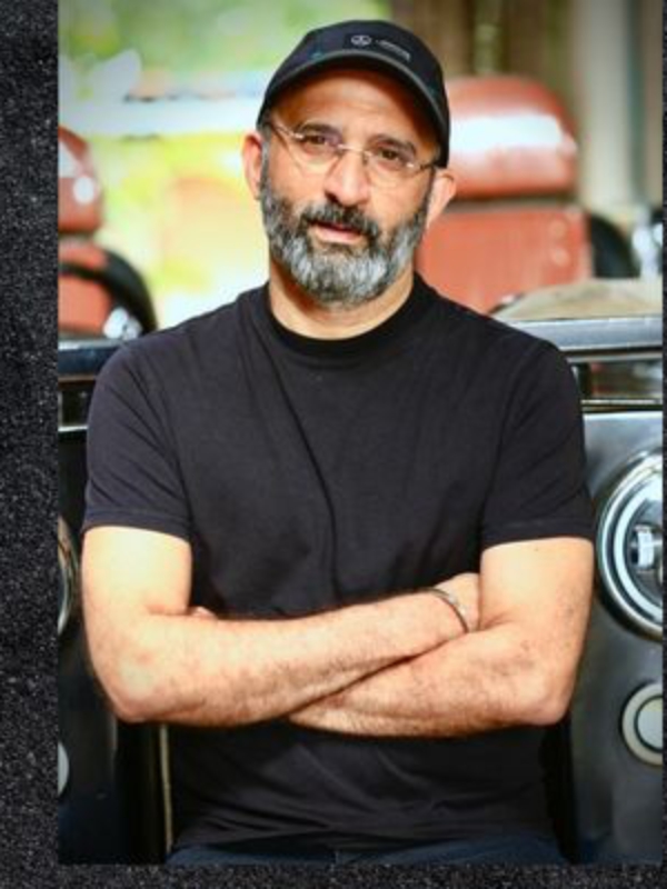 Your Guide to Gifting All Things Black