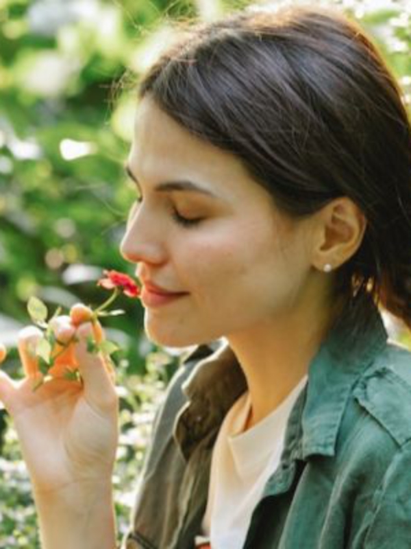 Aromatherapy: The Fragrant Path to Mindfulness