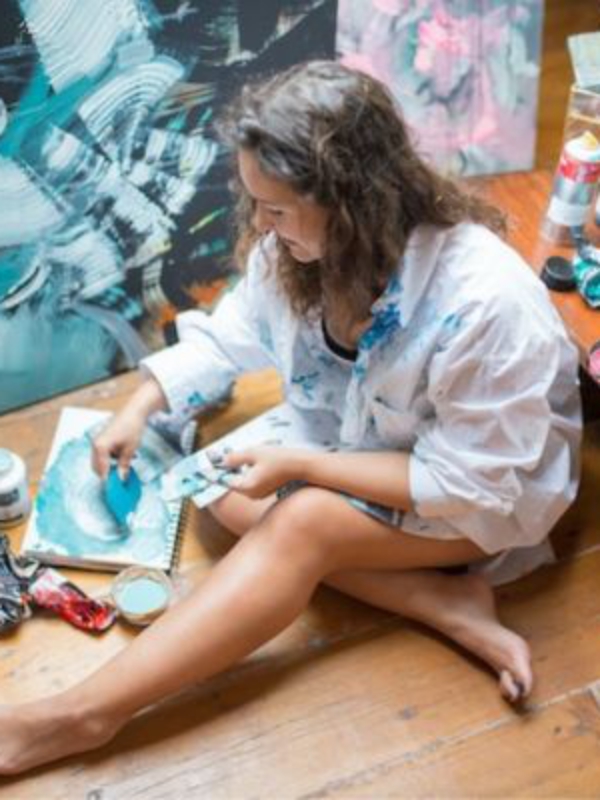 10 Perfect Gifts to Inspire Artists and Painting Enthusiasts