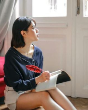 You, Present and Calm: Navigating Daily Chaos with mindfulness