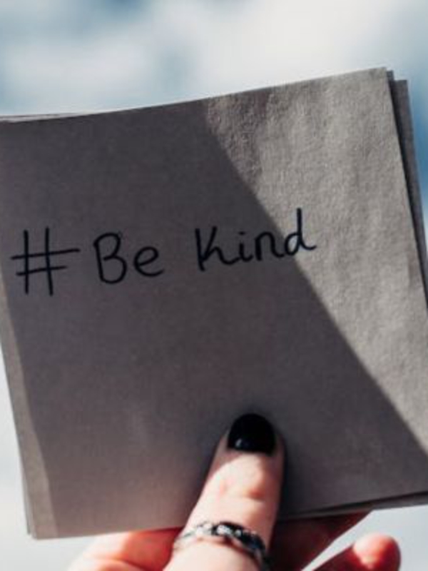 Illuminating Lives: Acts of Kindness to Brighten Someone’s Day