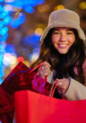 A Mindful Guide to Holiday Shopping Without Overwhelm